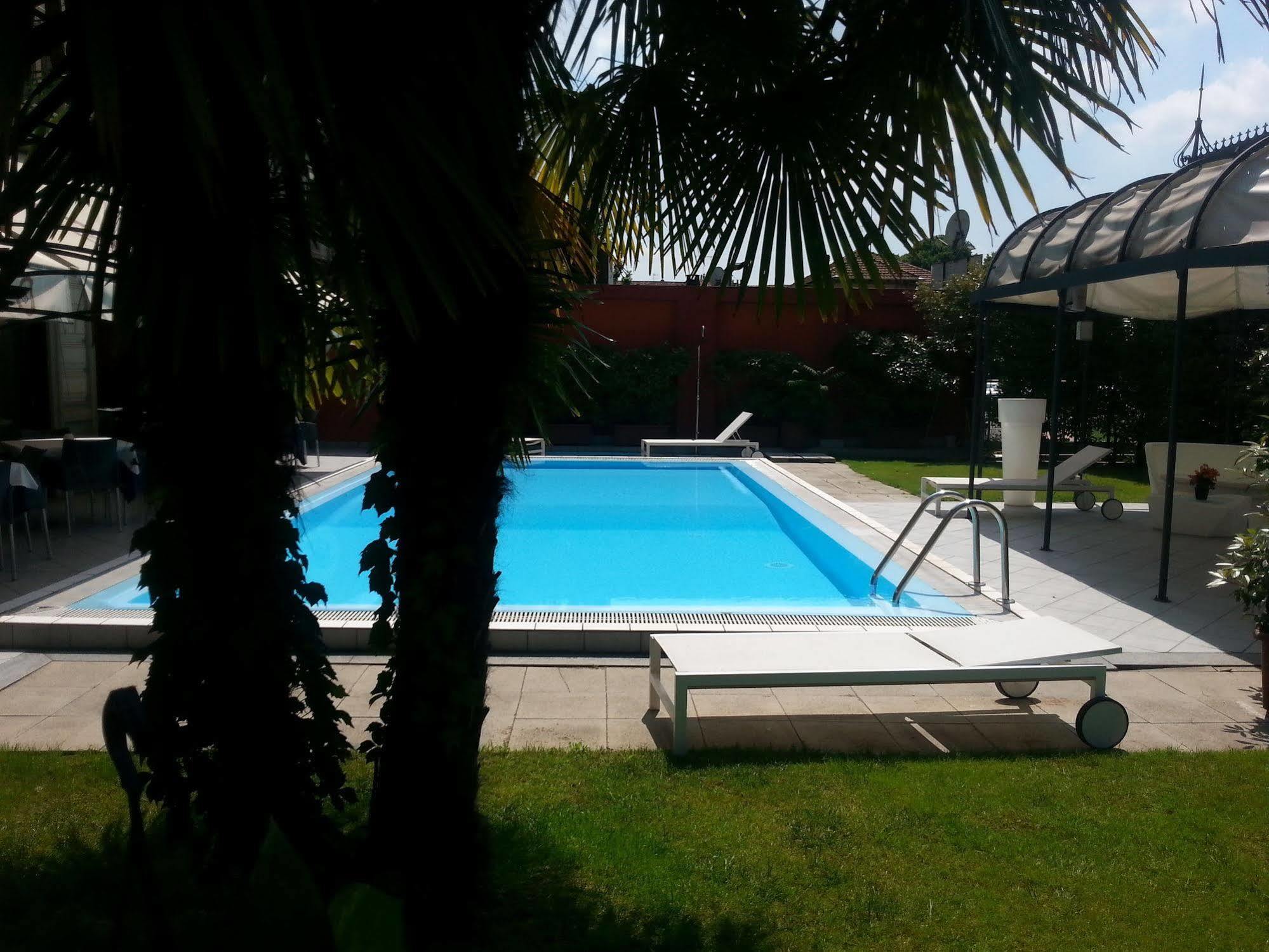 Hotel Villa Savoia Torino Kültér fotó