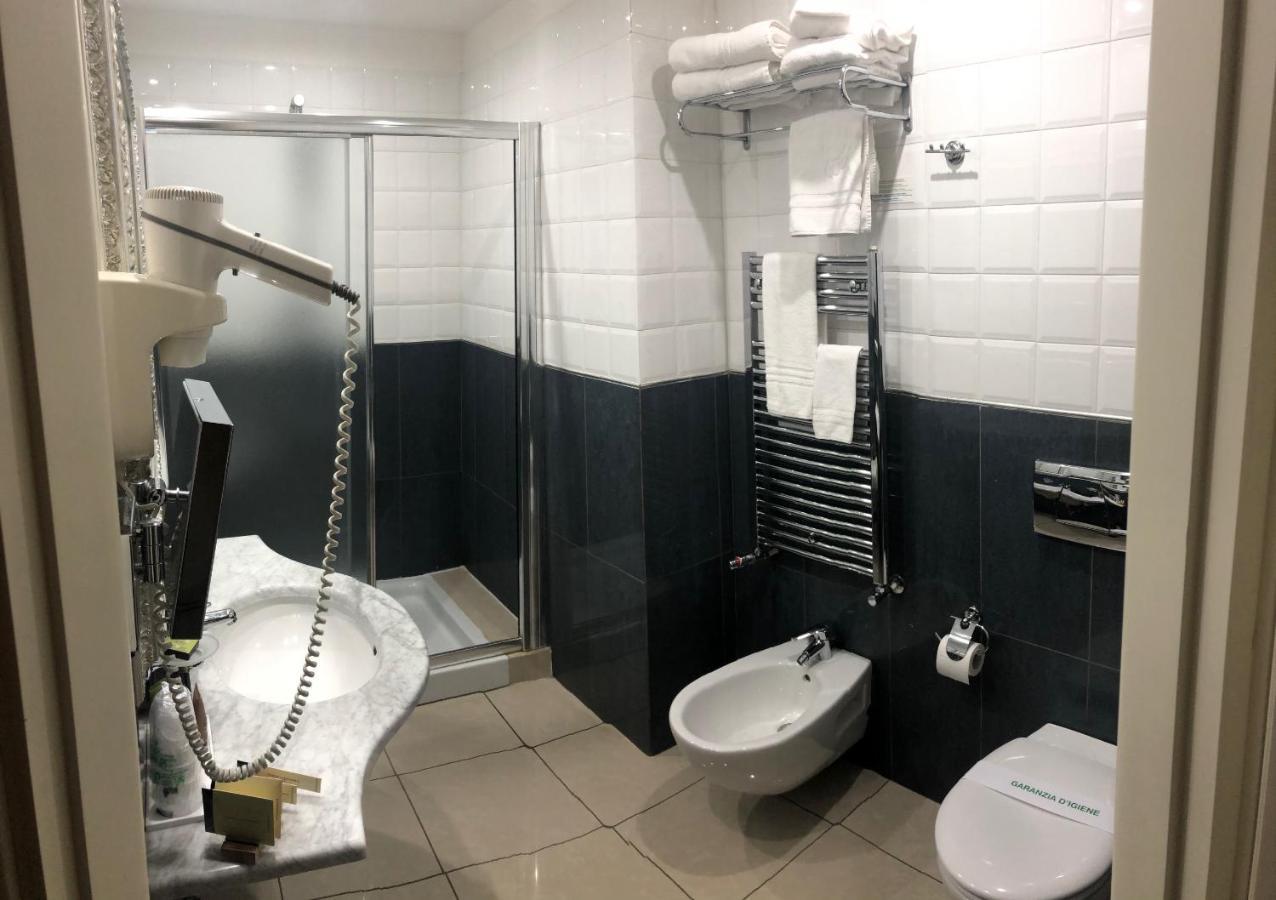 Hotel Villa Savoia Torino Kültér fotó